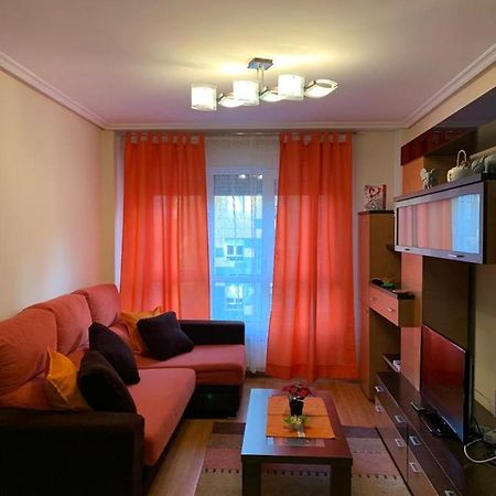 Apartamento Mota-2 Huca-Los Prados; Parking Y Wifi Gratis Oviedo Exterior photo